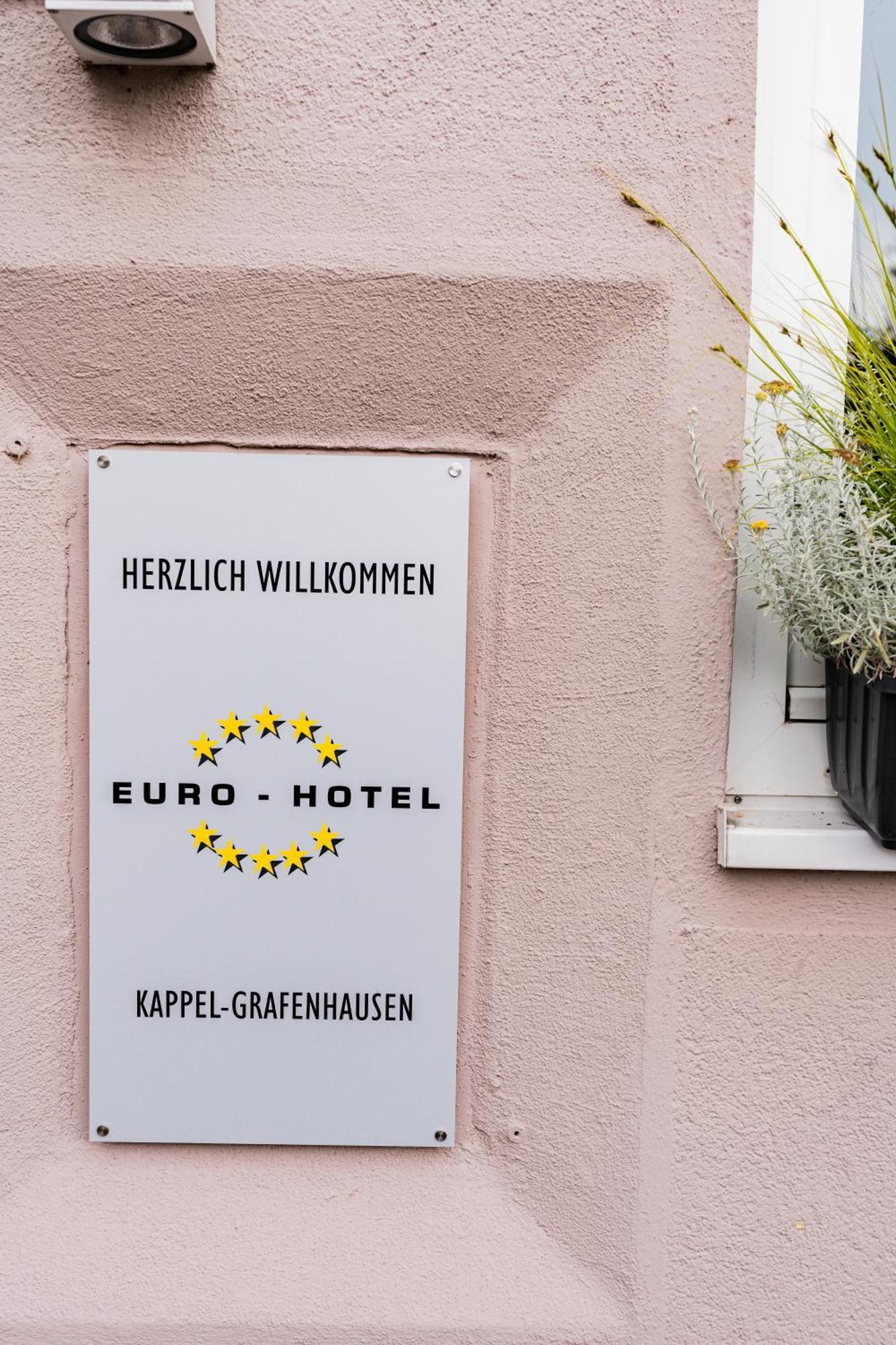 Euro-Hotel Kappel-Grafenhausen Buitenkant foto