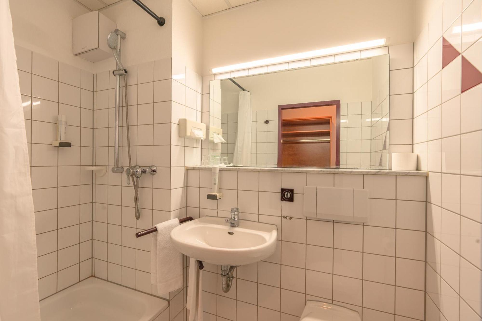 Euro-Hotel Kappel-Grafenhausen Buitenkant foto