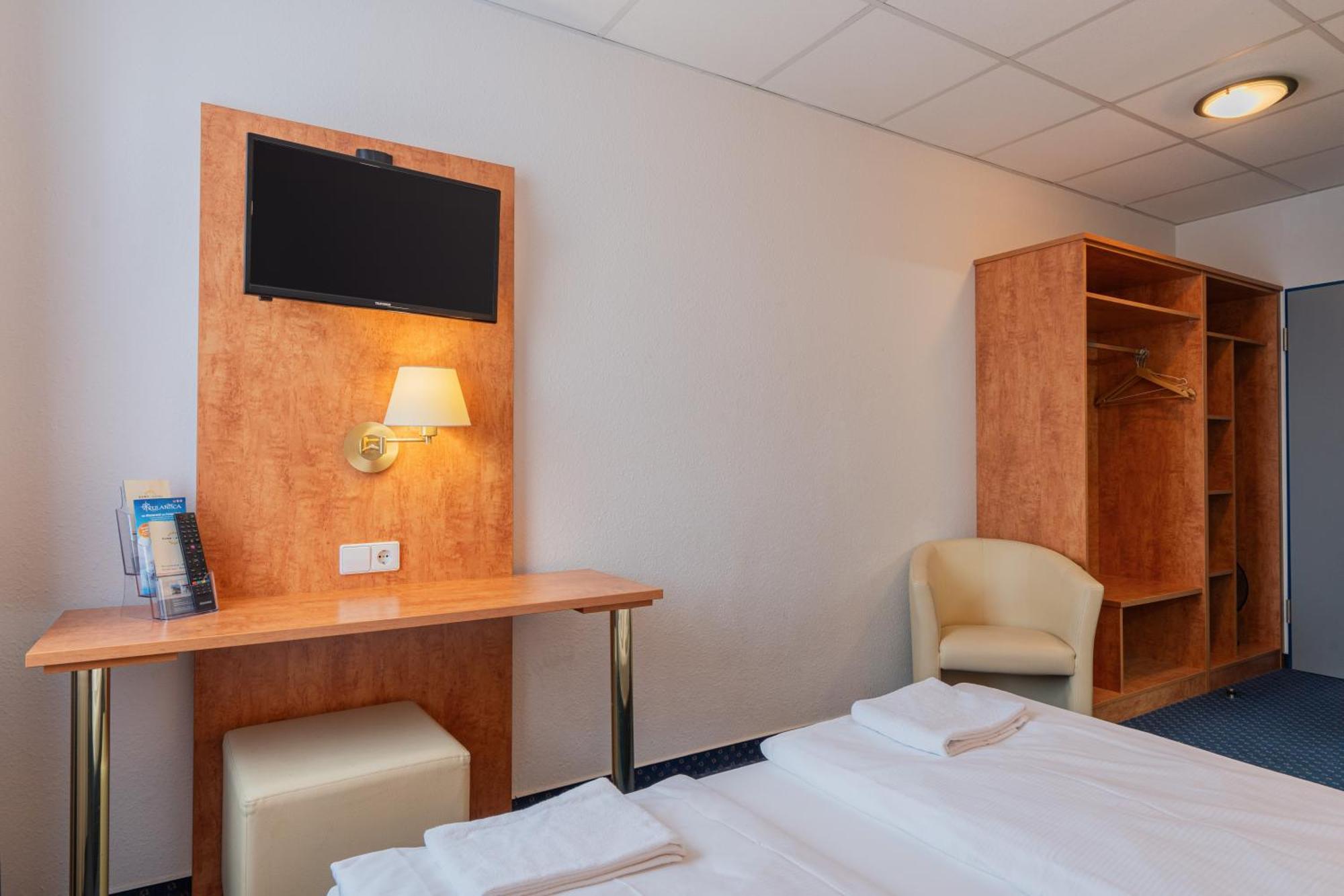 Euro-Hotel Kappel-Grafenhausen Buitenkant foto