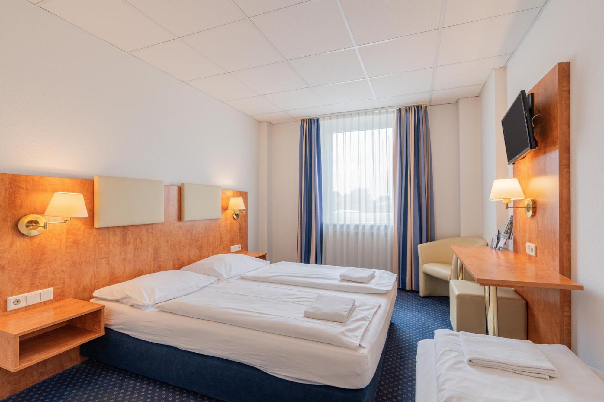 Euro-Hotel Kappel-Grafenhausen Buitenkant foto
