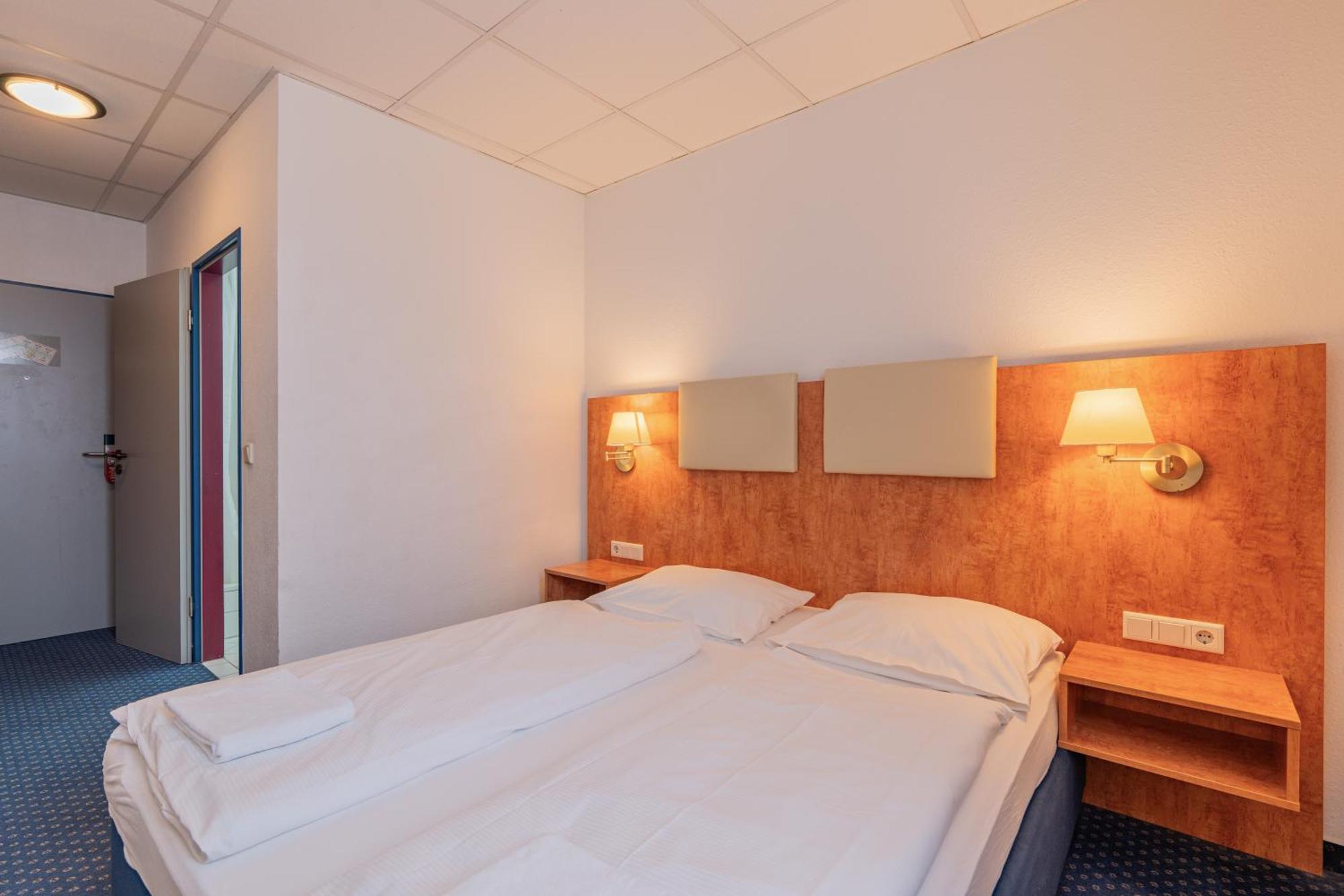 Euro-Hotel Kappel-Grafenhausen Buitenkant foto