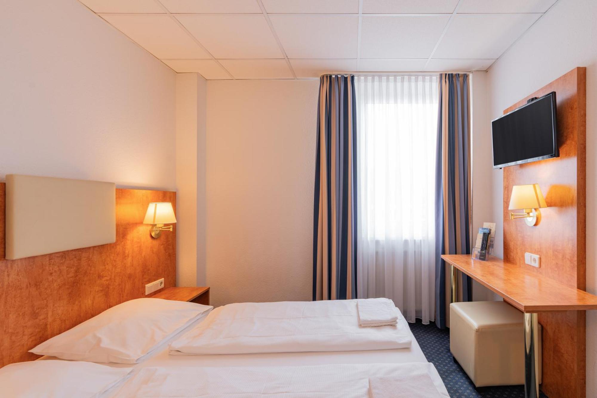 Euro-Hotel Kappel-Grafenhausen Buitenkant foto